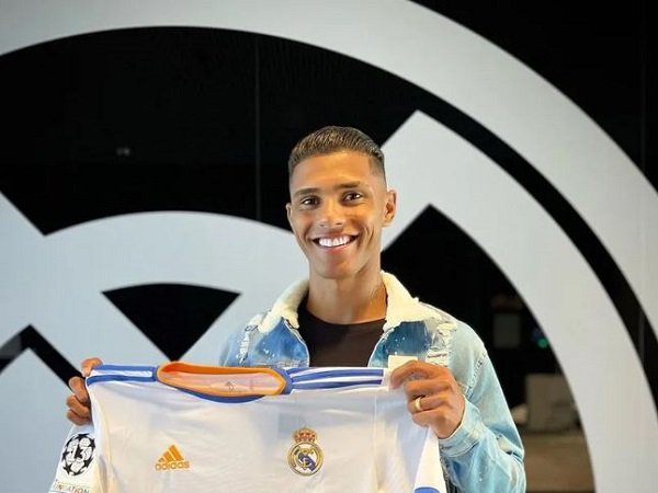 Pemain anyar Real Madrid, Vinicius Tobias.