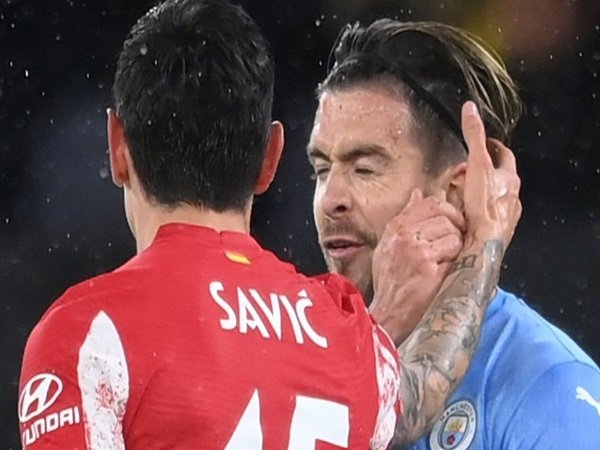 Stefan Savic dan Jack Grealish