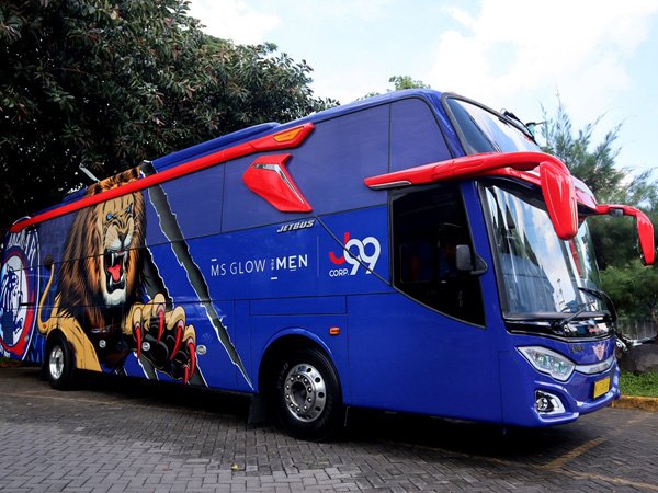 Bus tim Arema FC yang akan direbrending