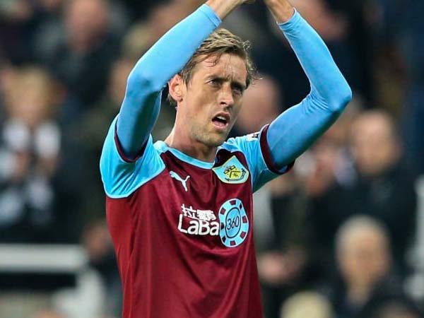 Crouch Terkejut dengan Keputusan Burnley Pecat Sean Dyche