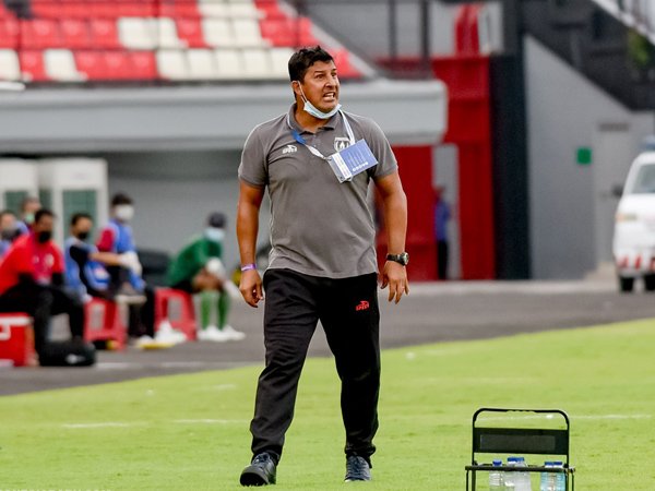 Alfredo Vera bebas pilih pemain anyar Persita Tangerang