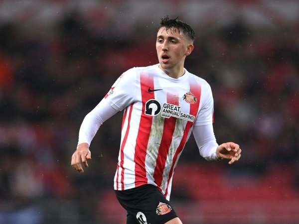 Tottenham incar Dan Neil