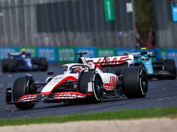 Haas enggan pusingkan komentar negatif yang didapati pada musim ini.