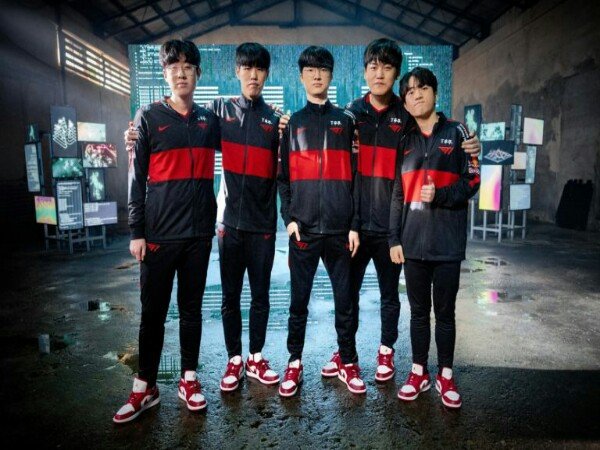 Musim Sempurna T1 Berlanjut, Melaju ke Tahap Rumble MSI 2022