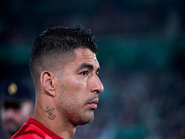 Luis Suarez kini jadi rebutan tiga klub Eropa, setelah dipastikan meninggalkan Atletico Madrid pada musim panas esok / via AFP