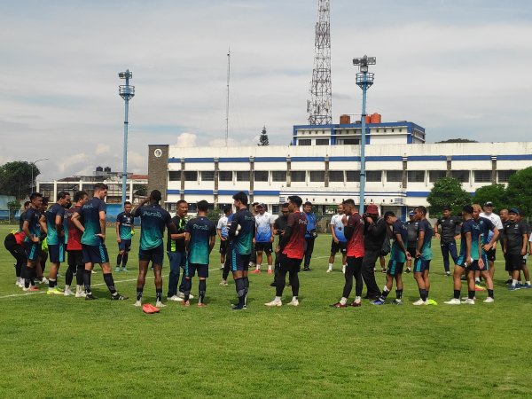 Pemain Persib ketika berlatih