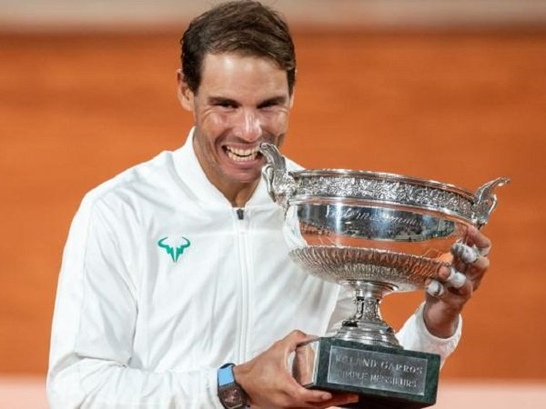 Tanpa kehilangan satu set pun, 8 petenis ini juarai French Open