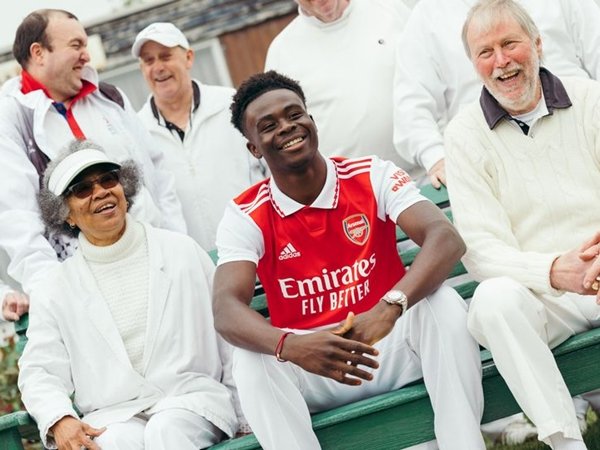 Arsenal resmikan jersey kandang anyar mereka untuk musim 2022-23 (Sumber: Daisy Rutledge)