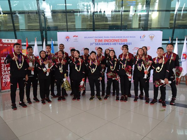 Tim karate Indonesia tiba di tanah air