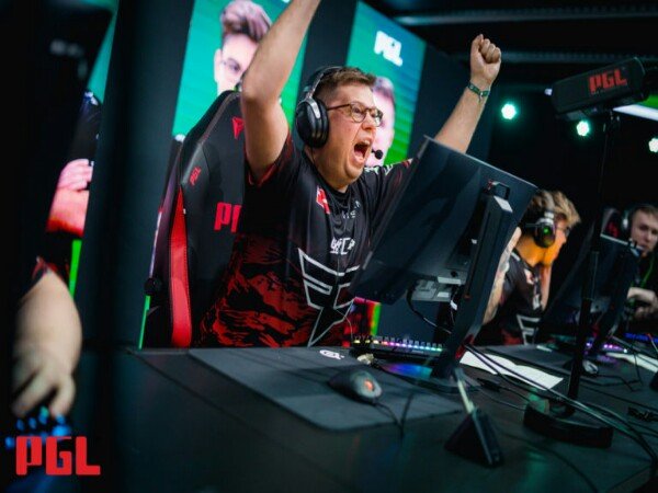 Hantam NaVi  FaZe Clan Rebut Gelar Juara PGL Antwerp Major