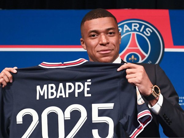 Penyerang Paris Saint-Germain, Kylian Mbappe.