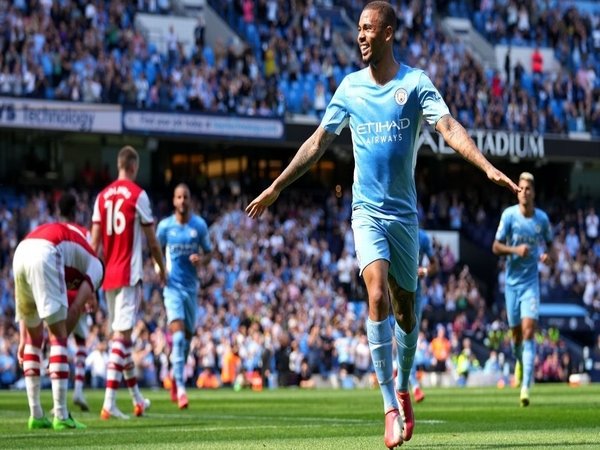 Arsenal dilaporkan masih menaruh nama Gabriel Jesus di daftar teratas sebagai pengganti Alexandre Lacazette di bursa transfer musim panas ini / via Getty Images