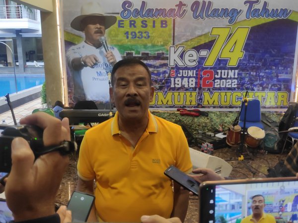 Komisaris Persib, Umuh Muchtar