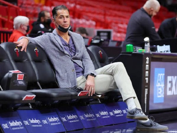 Wakil Presiden Los Angeles Lakers, Rob Pelinka.