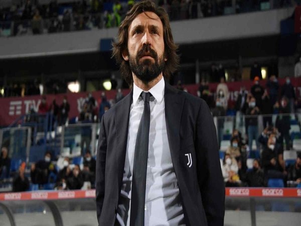 Andrea Pirlo dilaporkan tinggal selangkah lagi bakal menjadi manajer baru salah satu kontestan Liga Super Turki, yaitu Fatih Karagumruk / via Getty Images