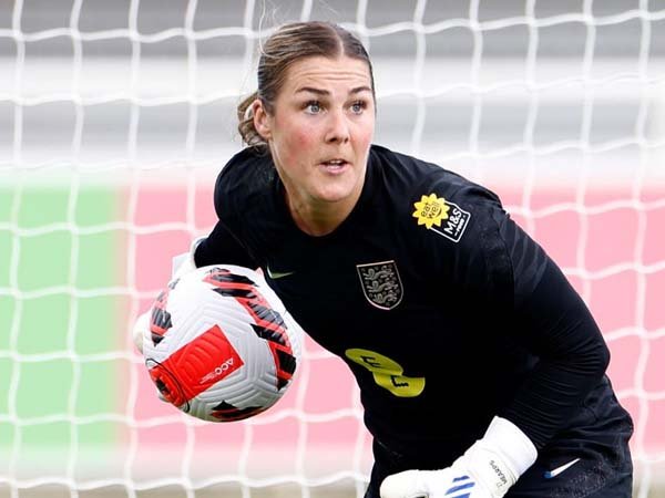 Earps Menikmati Kompetisi untuk Posisi Kiper No 1 Inggris