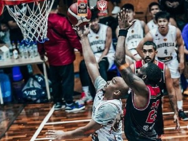 Pemain veteran Timnas Basket Indonesia, Arki Dikania Wisnu