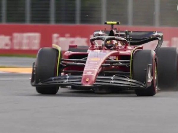 Carlos Sainz mencetak hasil gemilang di Sirkuit Silverstone.