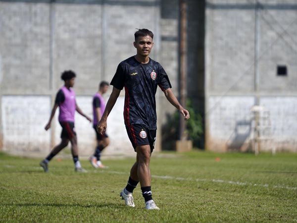 Pemain bertahan Persija Jakarta, Rezaldi Hehanusa