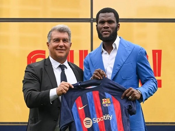 Gelandang anyar Barcelona, Franck Kessie. (Images: Getty)