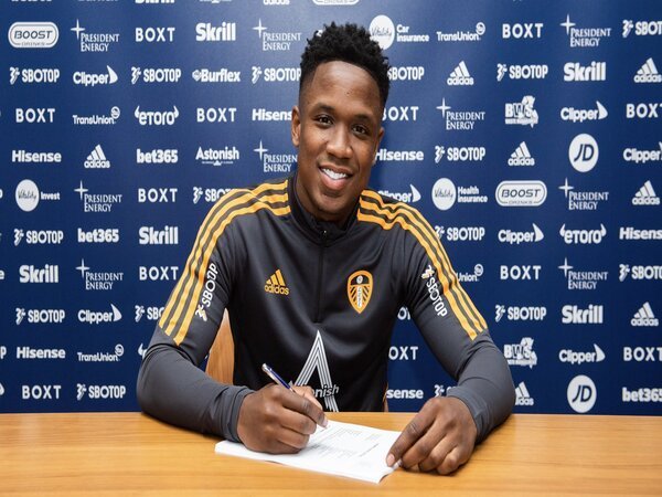 Luis Sinisterra resmi diboyong oleh Leeds United dari Feyenoord dengan banderol sebesar 25 juta Poundsterling / via LUFC