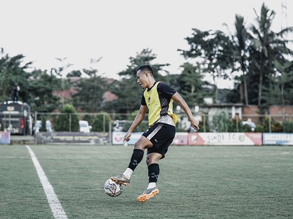 Pemain Dewa United FC, Jajang Sukmara