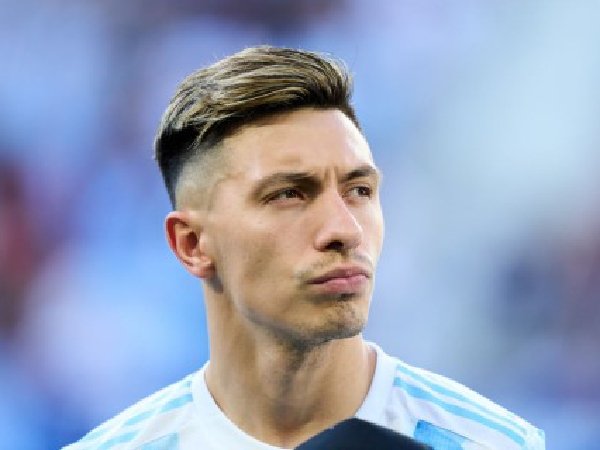 Ajax minta Man United bayar 52 juta pound untuk Lisandro Martinez