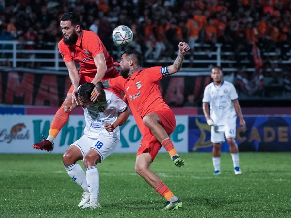 Pertandingan leg kedua final Piala Presiden 2022 antara Borneo FC vs Arema FC