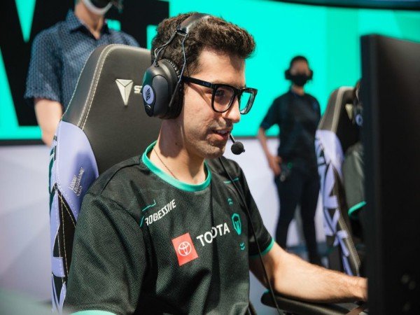 LCS Summer 2022: Tekuk Cloud9, Immortals Stop 4 Pekan Kekalahan Beruntun