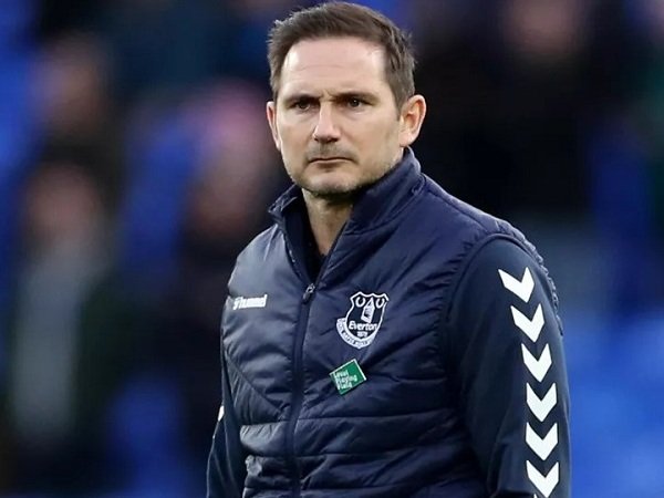 Tom Davies sebut Frank Lampard punya karakter yang dibutuhkan Everton saat ini.