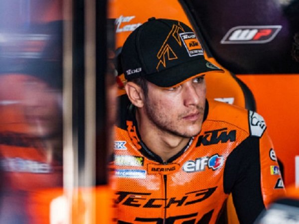 Iker Lecuona saat memperkuat KTM.