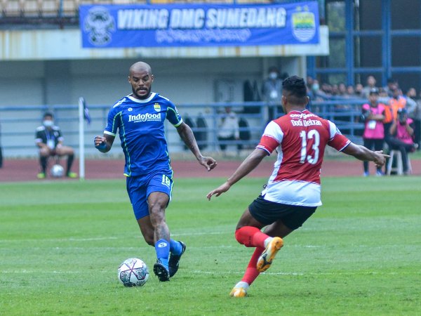 Persib kalah di kandang melawan Madura United