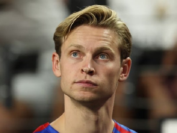 Presiden Barca akui bahwa masih ada kemungkinan Frenkie de Jong gabung ke Man United