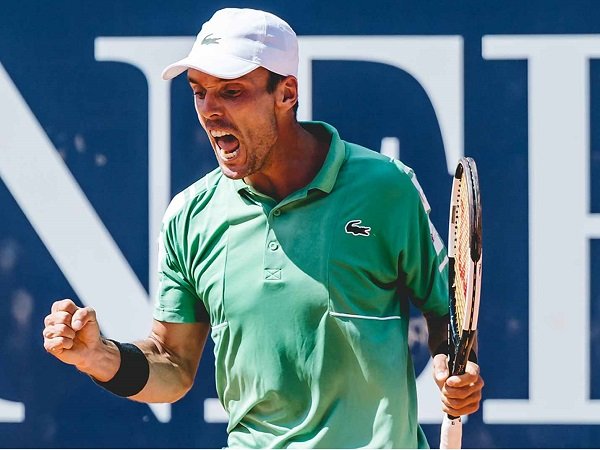 Kemenangan ini antar Roberto Bautista Agut menuju final di Kitzbuhel