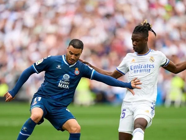 Penyerang Espanyol, Raul de Tomas saat melawan Real Madrid. (Images: Getty)