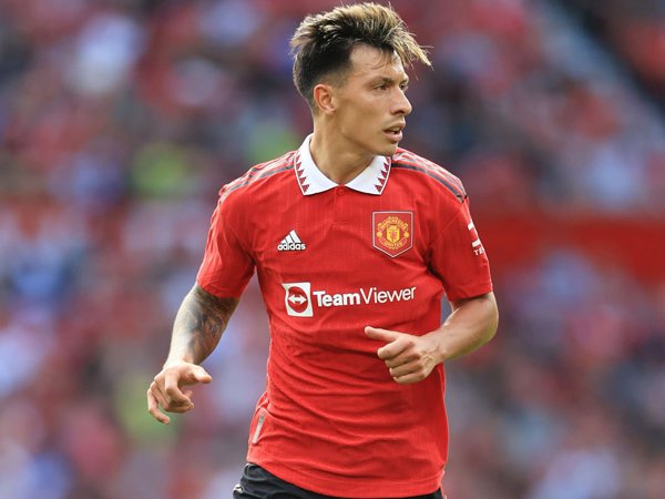 Bek Manchester United, Lisandro Martinez.