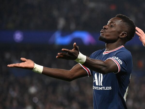 Idrissa Gueye dikabarkan bakal kembali ke Everton.