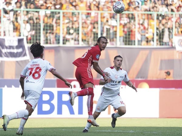 Pemain bertahan Persija Jakarta, Hansamu Yama Pranata