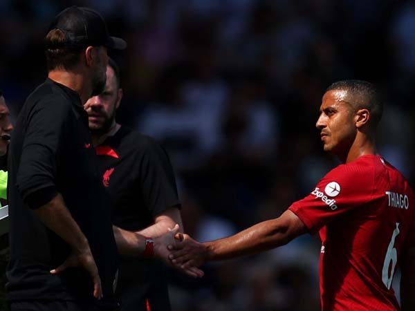 Klopp Gambarkan Cedera Terbaru Thiago 'Tidak Bagus'