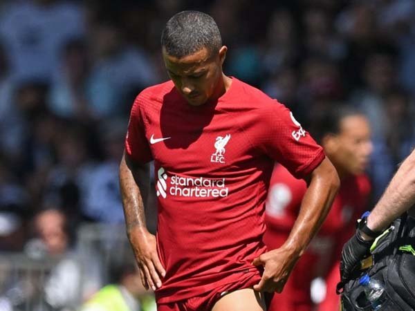 Thiago Absen Bela Liverpool Selama Enam Minggu Lamanya