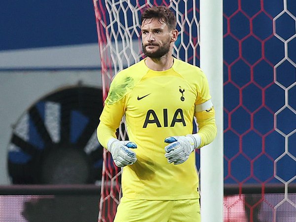 Kapten Tottenham Hotspur, Hugo Lloris.