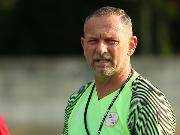 Pelatih Barito Putera, Dejan Antonic