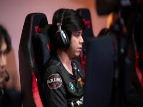 Pulang di Arlington Major, Fnatic Gagal Rebut Tiket Direct Invite ke TI11