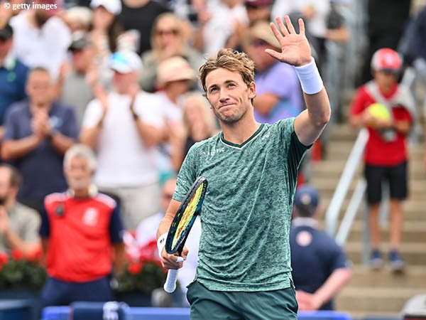 Casper Ruud tampil perkasa ketika bantai Felix Auger Aliassime di Montreal