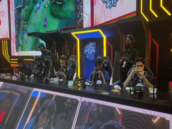 MPL ID Season 10: Comeback 2X, EVOS Legends Bungkam BTR Alpha