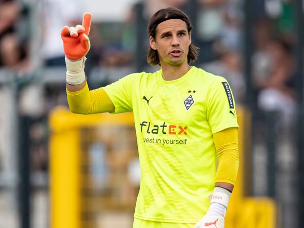 Kiper Borussia Monchengladbach, Yann Sommer.