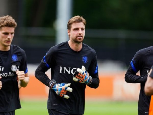 Man United pertimbangkan untuk rekrut Tim Krul
