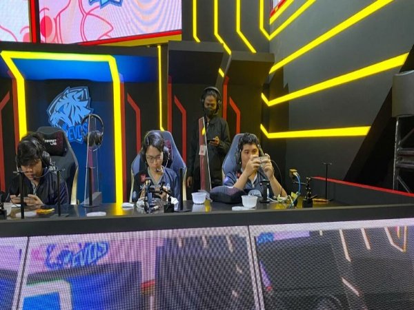 MPL ID Season 10: Para Wonderkid EVOS Legends Gemilang, Bungkam ONIC