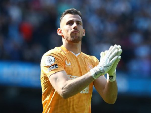 Man United capai kesepakatan personal dengan Martin Dubravka