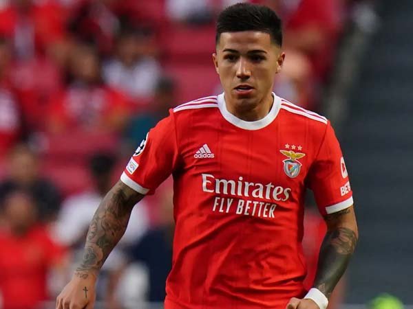 Liverpool Pertimbangkan Sosok Gelandang Benfica, Enzo Fernandez